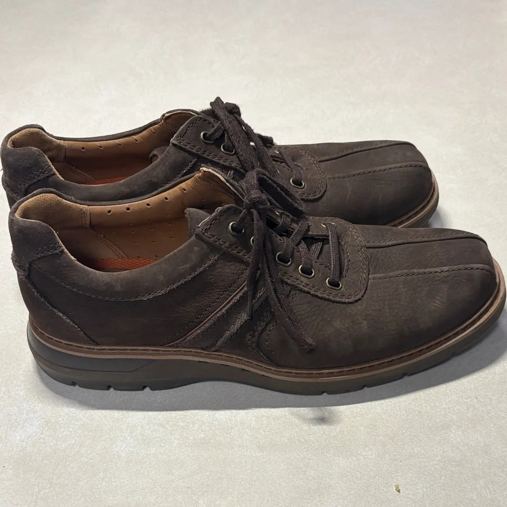 Clarks Dark Brown Leather Oxfords